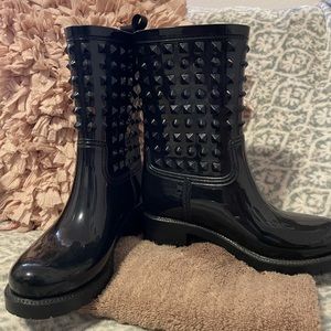 Black Studded Short Rainboots (6)